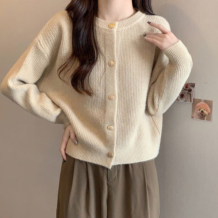 Damer Cozy Cardigan med fint struktureret mønster og knapdetaljer Stilla