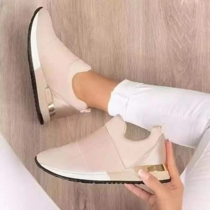 Dame Komfortable Slip-On Sneaker med glitrende elementer og ergonomisk sål Stilla
