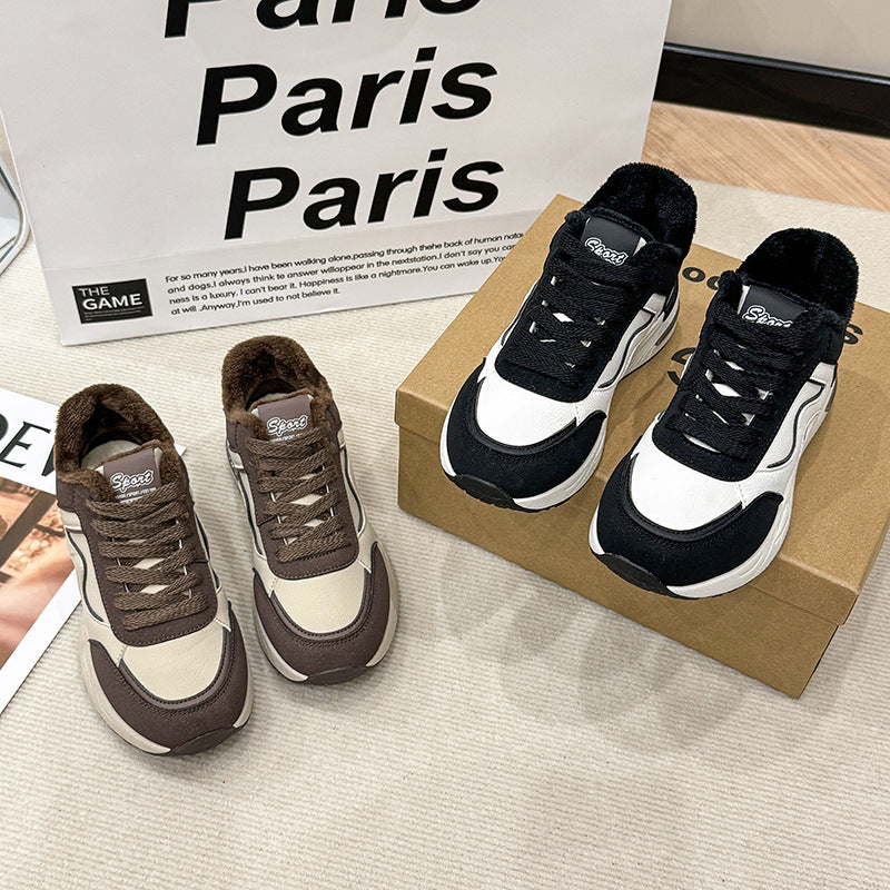 Dame Komfortable Sneakers med hyggeligt indvendigt for og robust sål Stilla
