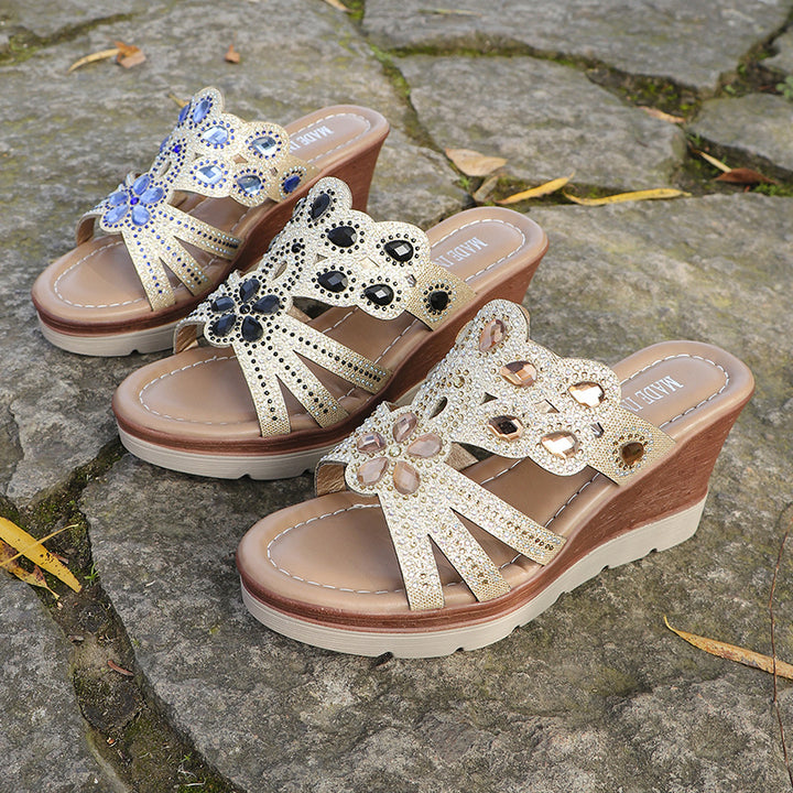 Dame Wedge-Pantoletten med elegant blomsterdesign og skridsikker sål Stilla