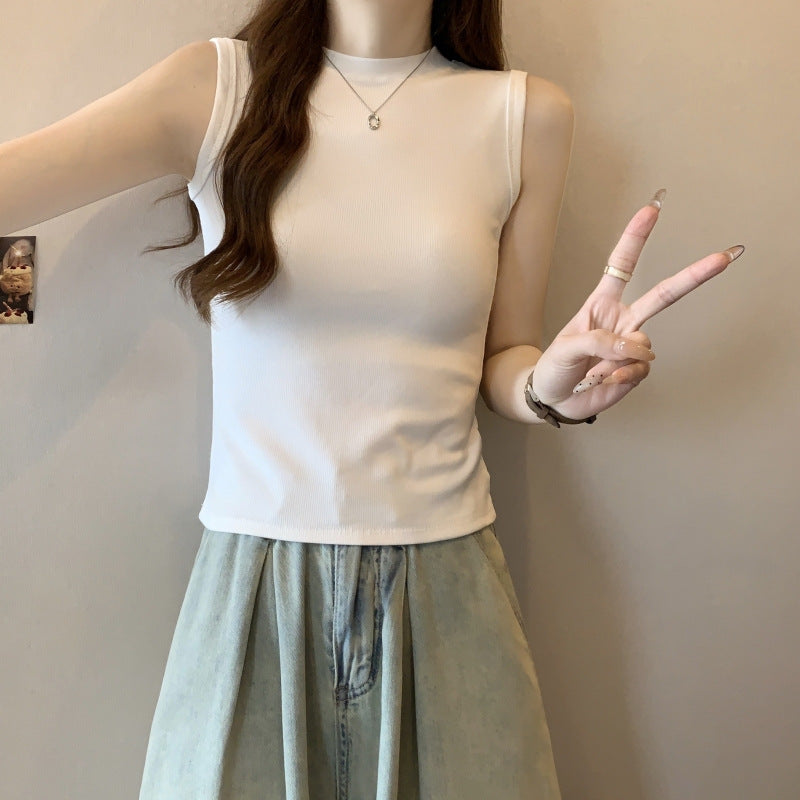 Femme Slim Fit Mock Neck Ribbet Tanktop Stilla