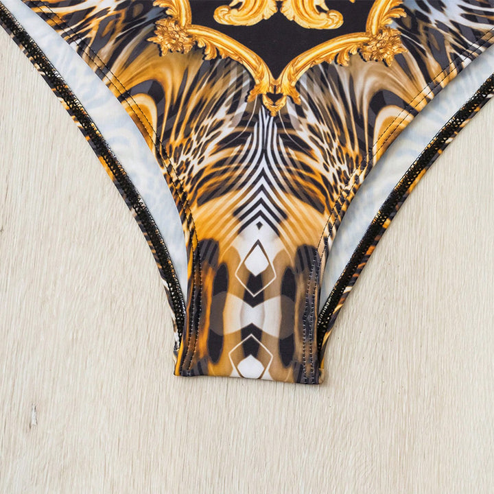 Dame heldragt badeshorts med unik dyreprint og dekorative ruffle detaljer Stilla