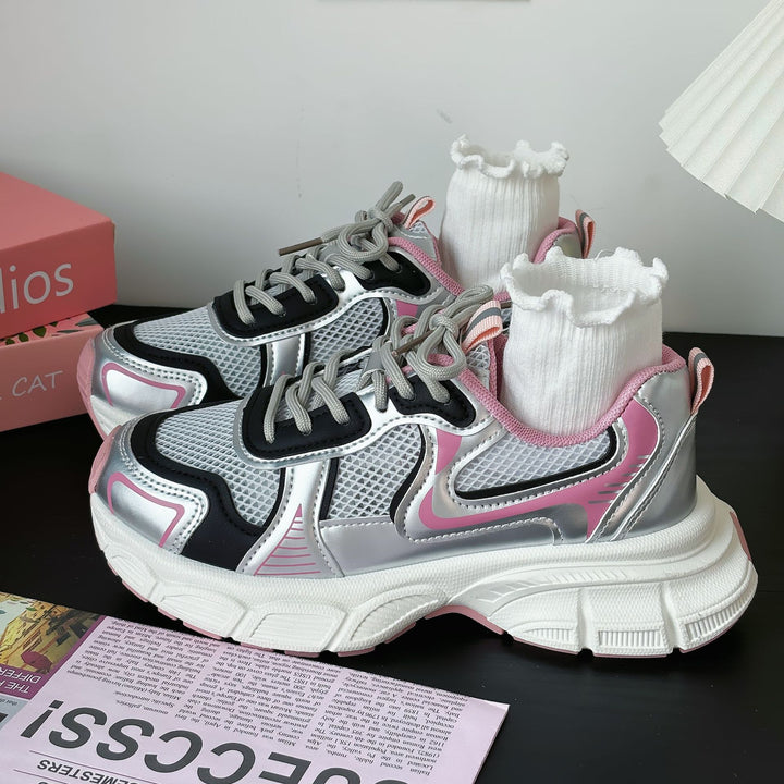 Dame Sporty Chunky Sneakers med åndbart mesh-overflade og elegant rynkedesign Stilla
