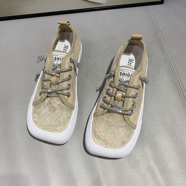 Dame mode sneakers med elegant spidse mønster og glitrende snørebånd Stilla