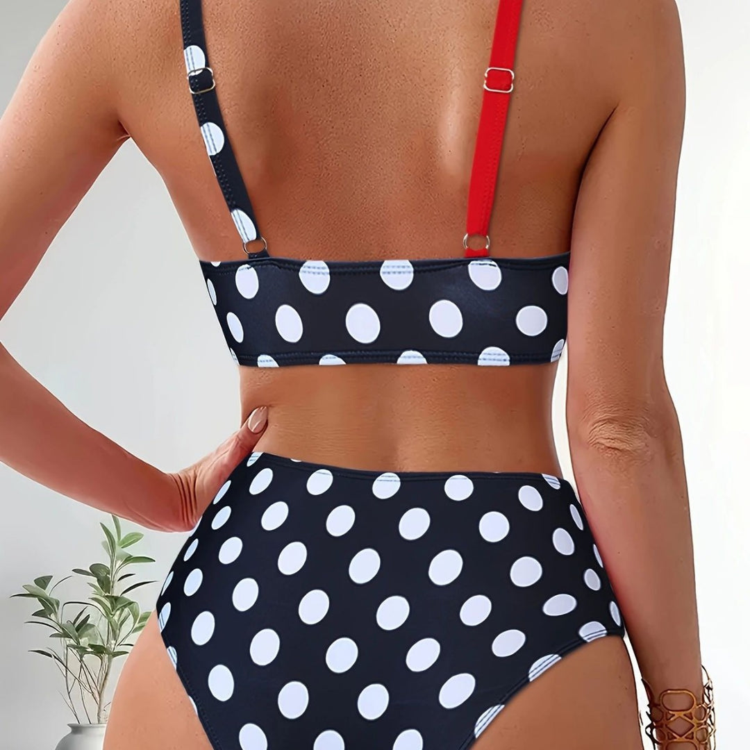 Dame bikini sæt med kontrasterende indpakningsdesign og høj talje Stilla