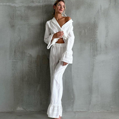 Dame mode lounge-sæt med oversized top og komfortable bukser Stilla