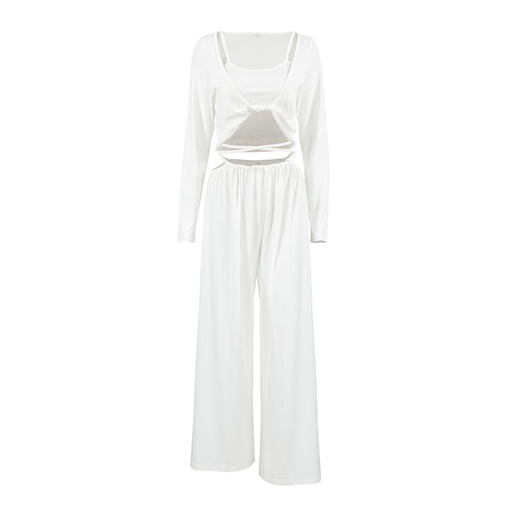 Dame afslappet sæt bestående af cropped bluse og bred bukser med fashionable detaljer Stilla