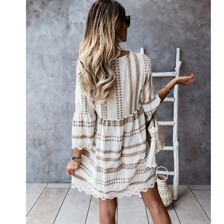 Femme Bohemian Stribet Shift Kjole Stilla