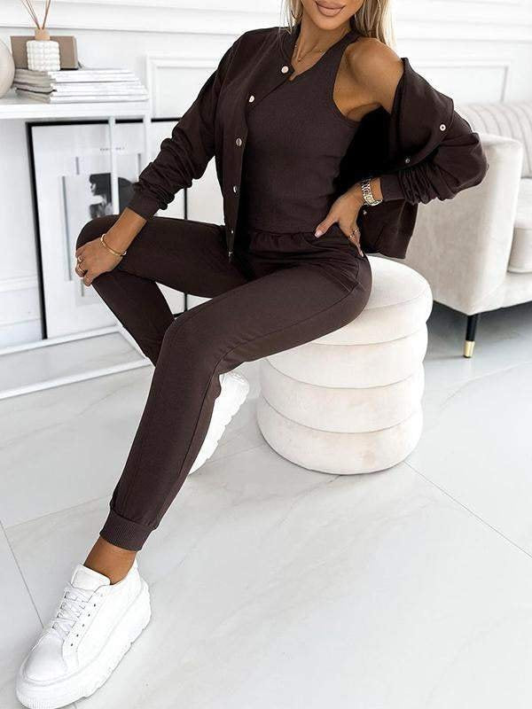 Kvinders sportssuit med kort top og urban jakke Stilla