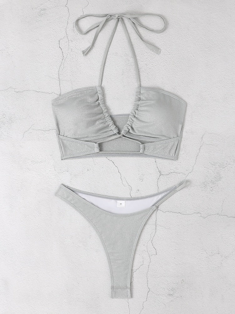 Dame Bikini-sæt med elegant flæsedesign og justerbare stropper Stilla