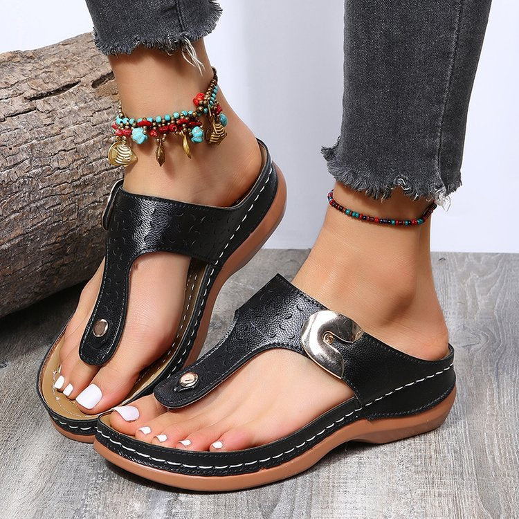 Dame fodsenge-sandaler med elegant spænde og ergonomisk sål Stilla