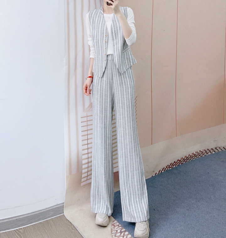 Dame elegant vest-bukser kombination med fine striber og moderne snit Stilla