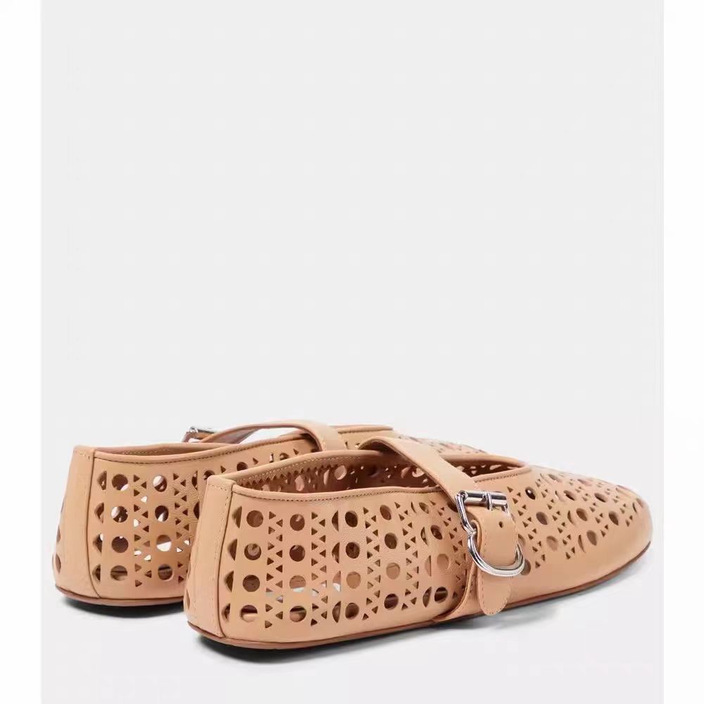 Dame stilfulde Cut-Out Slip-On Ballerinas med justerbar rem Stilla