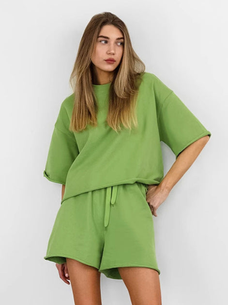 Dame Lækkert fritidssæt med oversized overdel og shorts Stilla