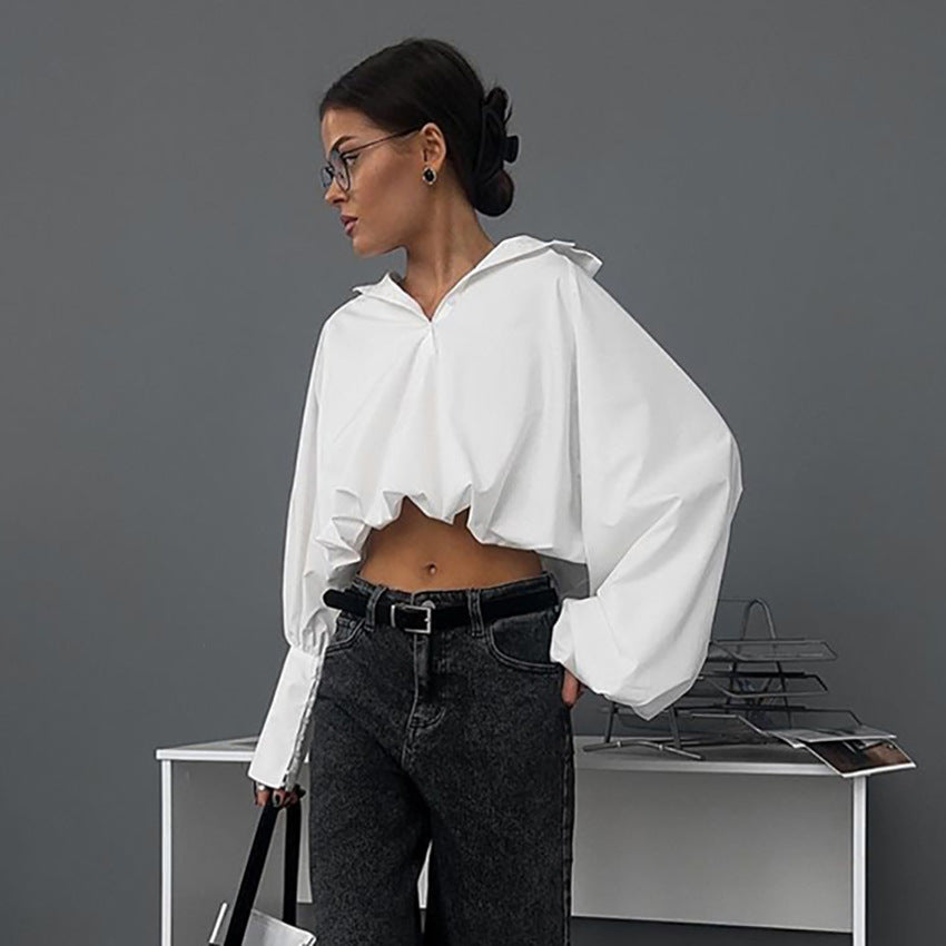 Dame Trendy Crop-Bluse med voluminøse ærmer og højt krave Stilla