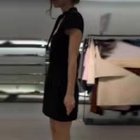 Dame elegant minikjole med skjortekrave og gennemsigtigt snit Skovae