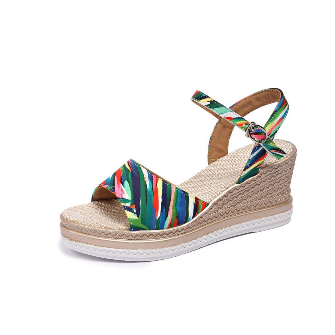Dame platform-sandaler med justerbar rem og moderne stribemønster Stilla