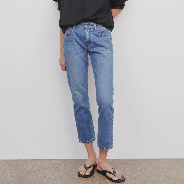 Dame High-Waist Jeans med let bøjning og klassisk snit Stilla