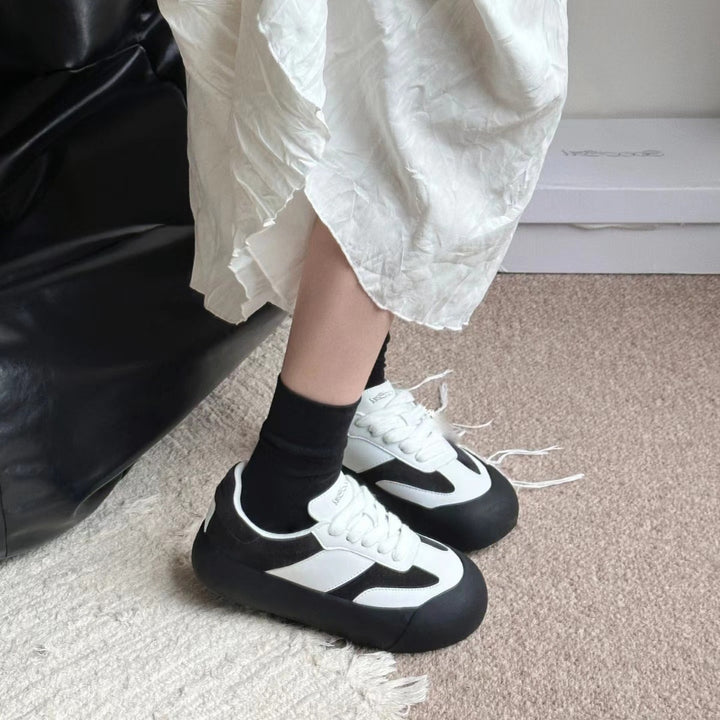Dame Sporty Sneakers med moderne design og skridsikker sål Stilla