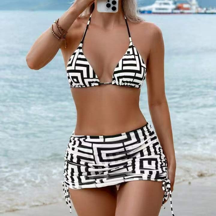 Dame bikini-sæt med aftageligt bustier-overdel og justerbart omslagsskjørt Skovae
