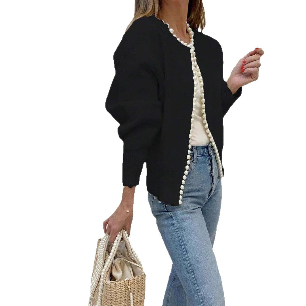 Kvinders elegante cardigan med perleprydede knapdetaljer og moderne snit Stilla