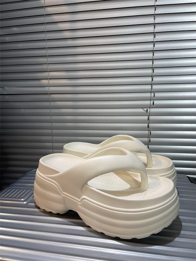 Dame komfortable og stilfulde flip-flops med ergonomisk fodseng og skridsikker sål Stilla