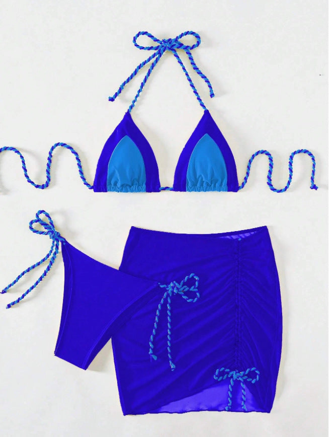 Dame bikini sæt med raffineret indpakningsskørt og farverigt knude-design Stilla