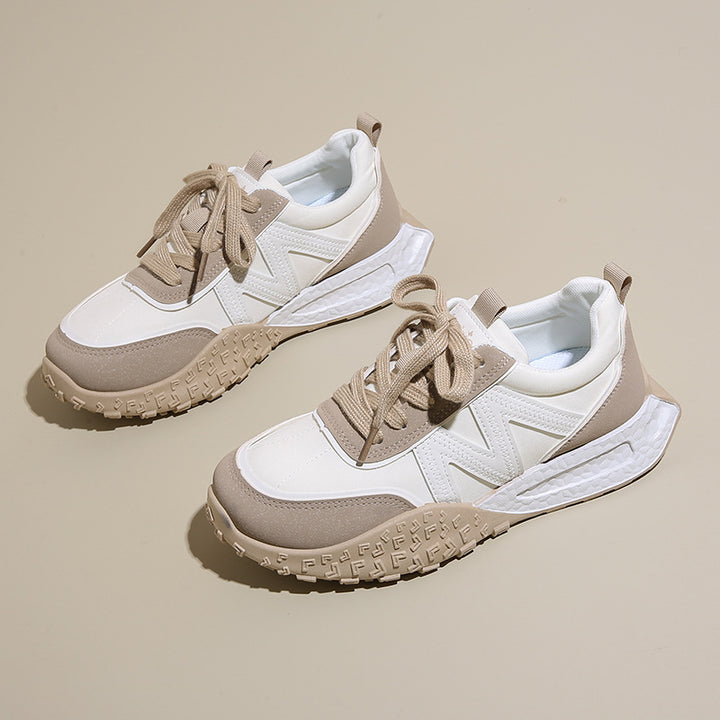 Dame Sporty Sneakers med skridsikker ydersål og åndbar mesh-konstruktion Stilla