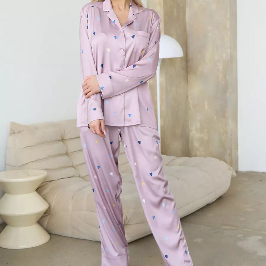 Dame Pyjamasæt med glade hjerte-design og løs pasform Stilla