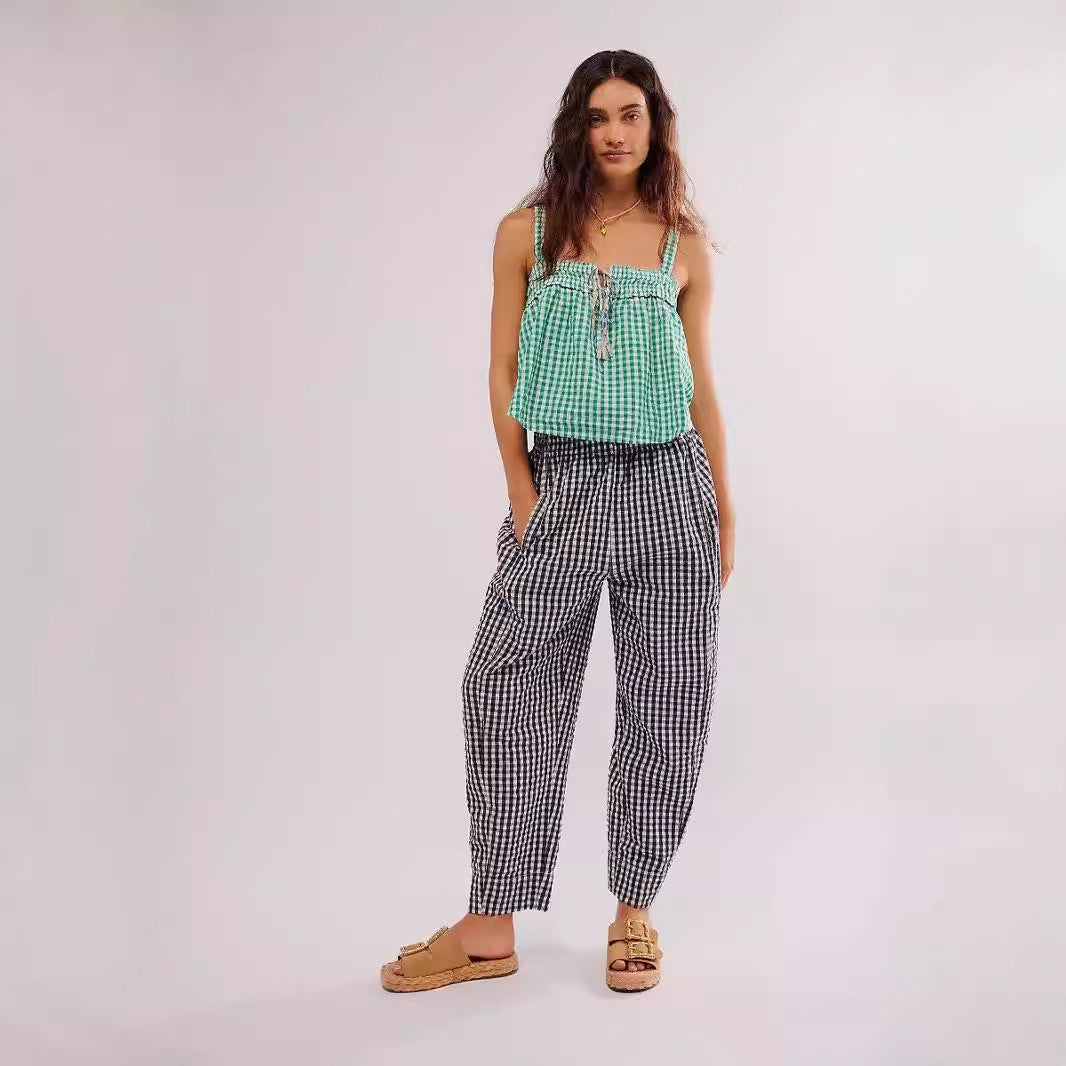 Women's fabric trousers with a loose fit and elastic waistband Skovae
