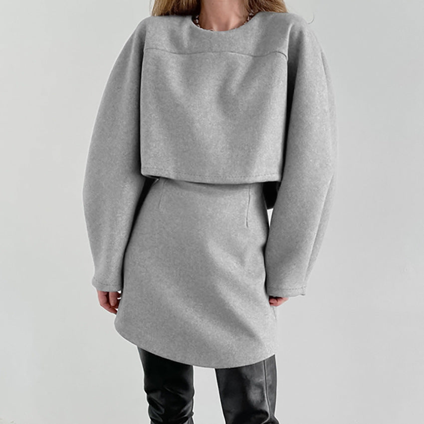 Dame moderat sæt med cropped sweater og figurformet nederdel Stilla
