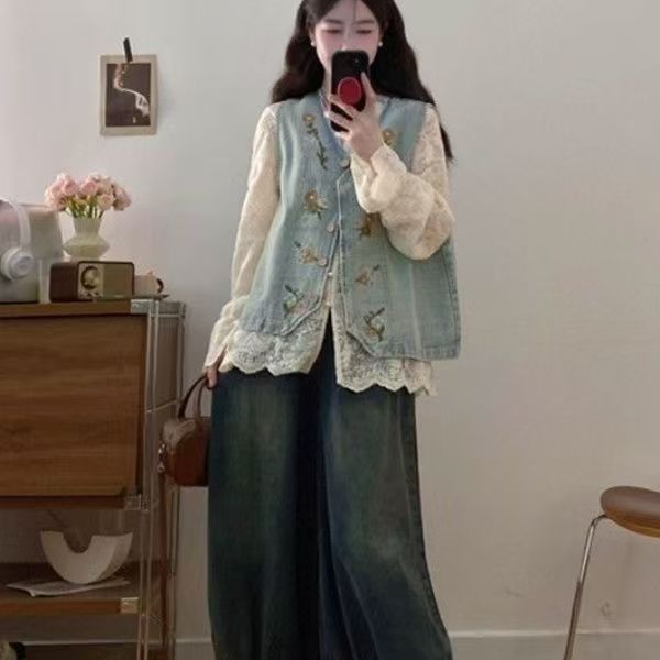 Kvinders denimvest med blomsterbroderi design Stilla