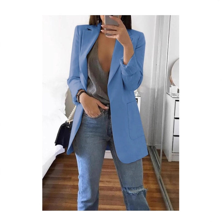 Dame elegant blazer med tætsiddende snit og praktiske lommer Skovae