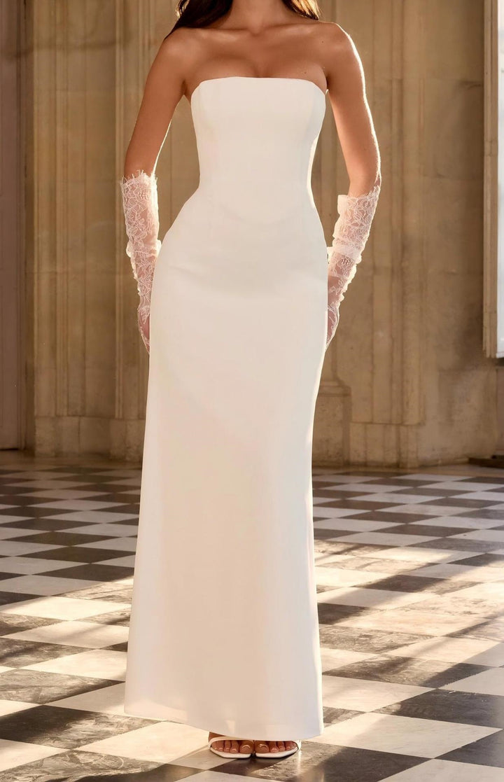 Damer Elegant bryllupskjole med off-shoulder design og spidse ærmer Skovae