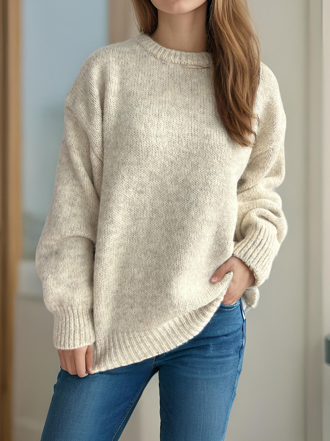 Kvinders chunky strikket sweater med generøse ærmer og moderne snit Stilla