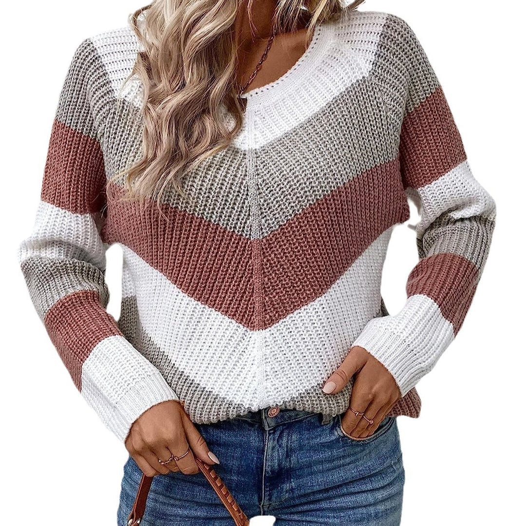 Kvinders strikket pullover i moderne zigzagstil Stilla