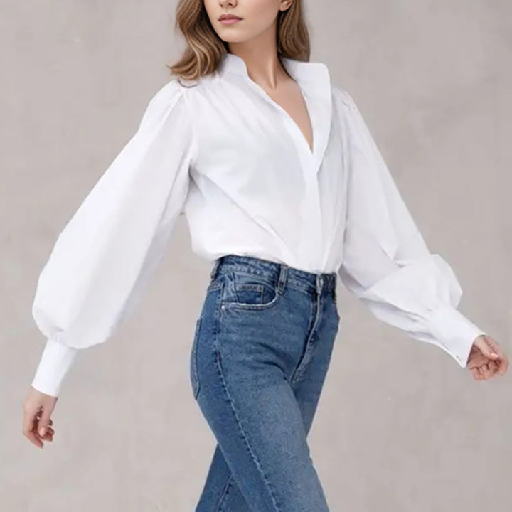 Damebluse med voluminøse ærmer og klassisk ståkrave Stilla