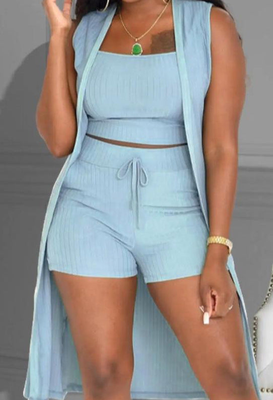 Dame afslappet 3-delt sæt bestående af crop top, shorts og lang cardigan Skovae