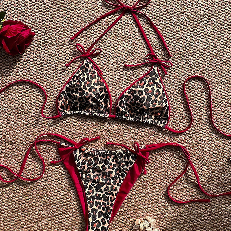 Dame Triangel-Bikini med detaljeret tropemotiv og justerbare bindebånd Skovae