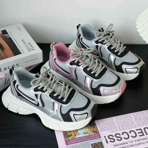 Dame Sporty Chunky Sneakers med åndbart mesh-overflade og elegant rynkedesign Stilla
