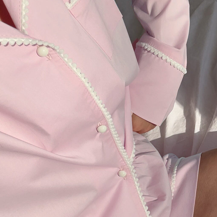 Dame Satin Pyjamas med elegant knaplukning Stilla