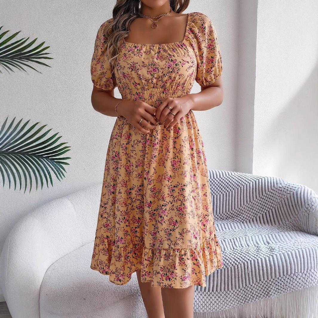 Dame Off-Shoulder Sommerkjole med Rynk og Volantærmer Stilla