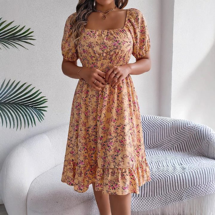 Dame Off-Shoulder Sommerkjole med Rynk og Volantærmer Stilla