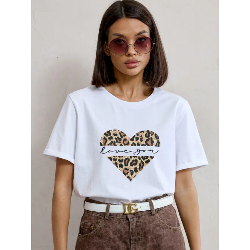 Dame T-shirt med kreativ leopard-hjerte motiv og inspirerende tekst Stilla