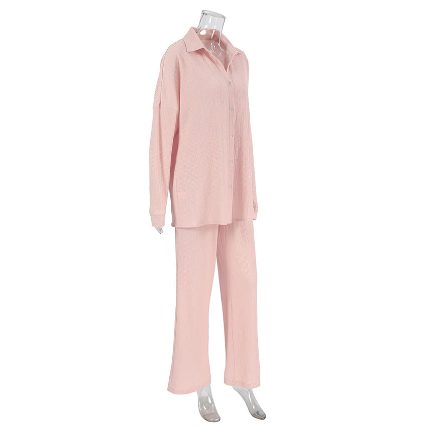 Dame natpyjamas-sæt med elegant knaplukning og bred pasform Stilla