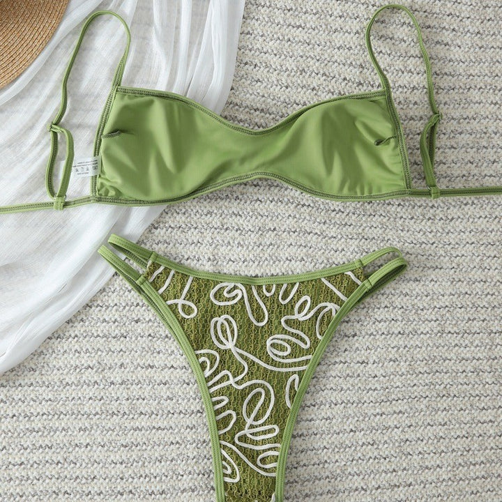 Dame Triangel-Bikini med trendy broderimønster Skovae