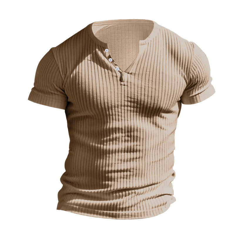 Herre kortærmet Henley T-shirt lavet af struktureret materiale med modetrendy knapper Stilla