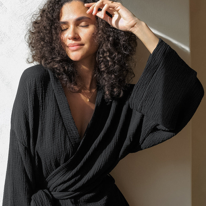 Dame Kimono-Kjole med elegante Flæsedetaljer Stilla