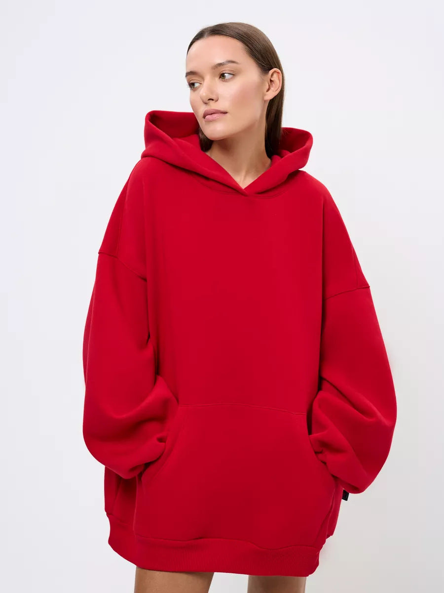 Kvinders oversized hoodie med voluminøse ærmer og integreret kængurulomme Skovae