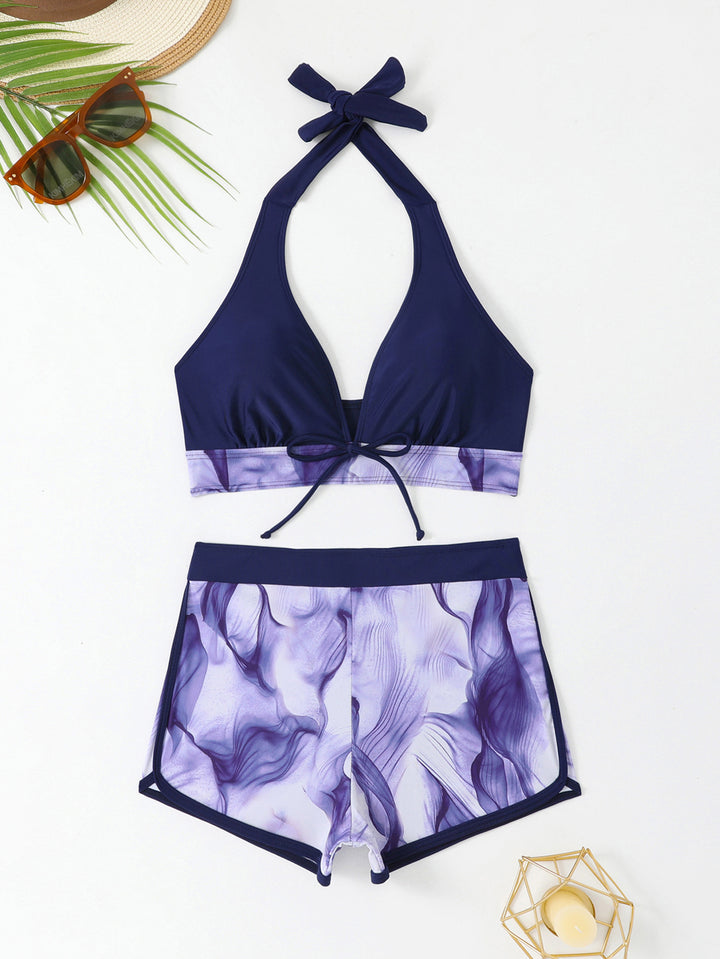 Dame sporty bikini sæt med dyb v-hals og komfortable shorts Skovae